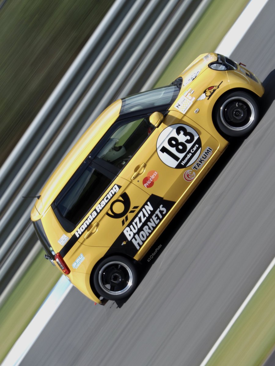 43racephotos's tweet photo. N-ONE Owners CupにF1リバリーのマシンが出ててカッコよかったんだよね!
特にアルファタウリリバリーは凝ってて、走行中ずっとファインダーで追いかけてたw
#ホンダ #N660 #sformula #f1jp #ツインリンクもてぎ https://t.co/kZVe8Gd7Sn
