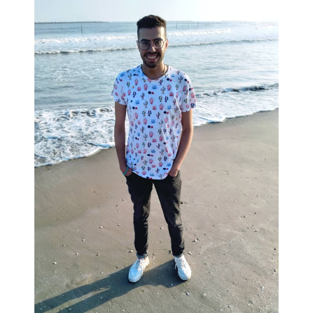 bombo_amr's tweet photo. راحة بالك أثمن ما تم��ك
لا تعطي أي شخص فرصة لتعكيره.🖤 https://t.co/DSyTkpIRie