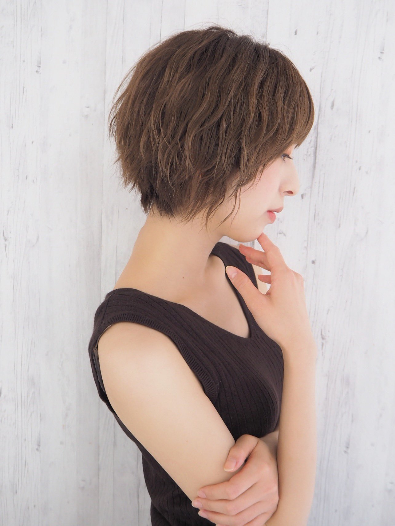 長沼彰憲 ウルフ美容師 ショート ボブ ハイトーンカラー 骨格に合わせたほつれショート ショートヘア ショートカット ショートヘアカタログ ショートボブ ショート好き Uverworld Bish ショート女子 前下がりショート 前下がりボブ 前