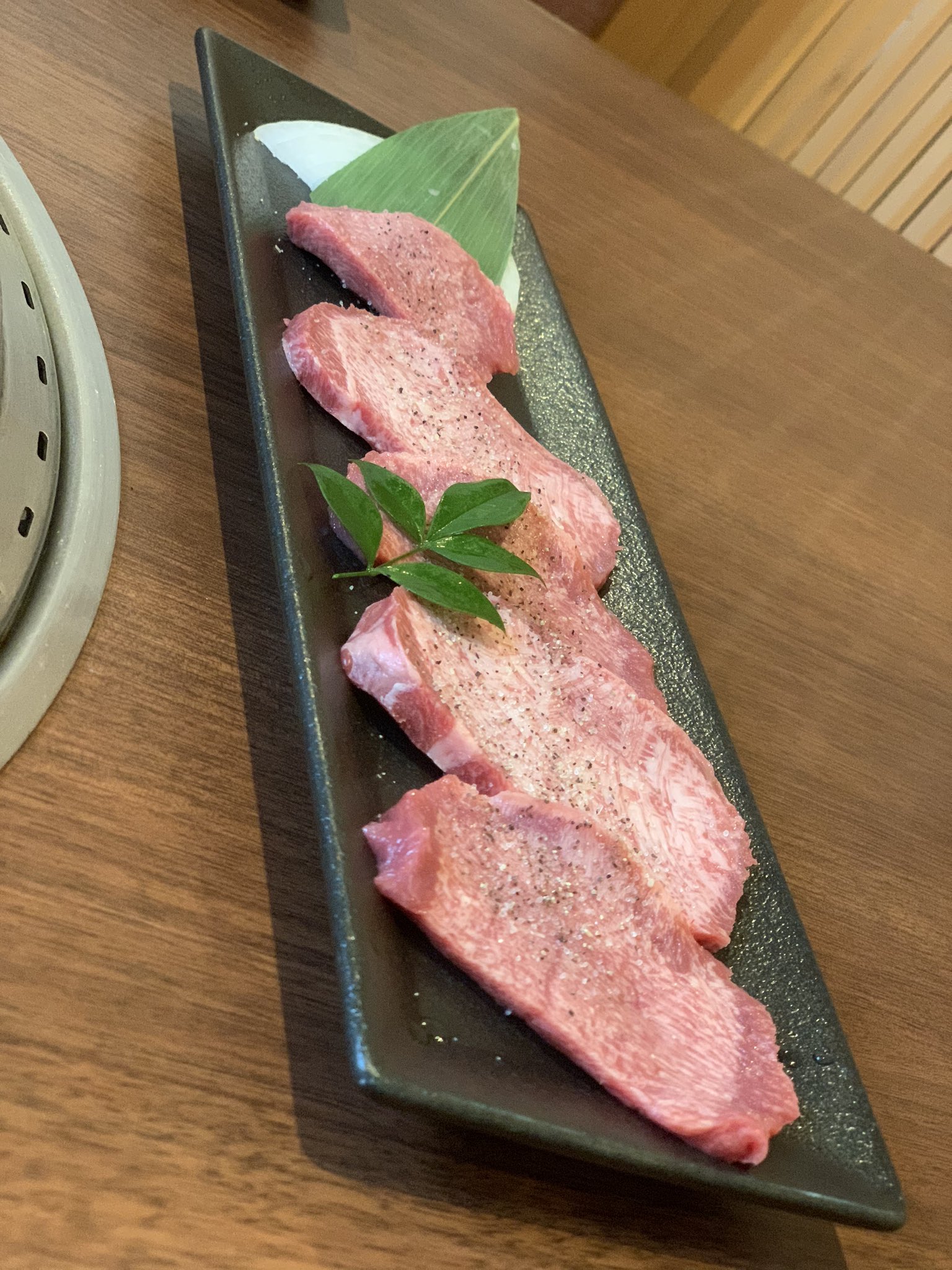 徳島の焼肉アルバイトさん Yakiniku Uhauha Twitter