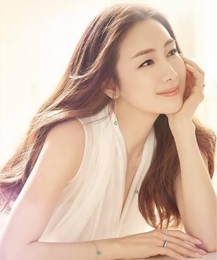  #ChoiJiWoo• 45 years Old (June 11, 1975)Latest drama: Woman with a Suit Case, (Crash Landing On You - Cameo)