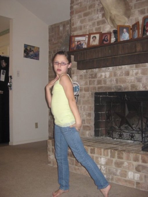 Growing up, I never would&rsquo;ve thought guys would Simp over me 💅🏻 https://t.co/aUA93p8xsK<a href="/tag/mvsales"class="tags"><span>#mvsales</span></a>