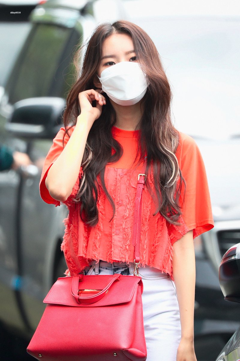 dday0510's tweet image. 200730 🌙

#먼데이 #김지민 #위클리 
#monday #weeekly
@_Weeekly