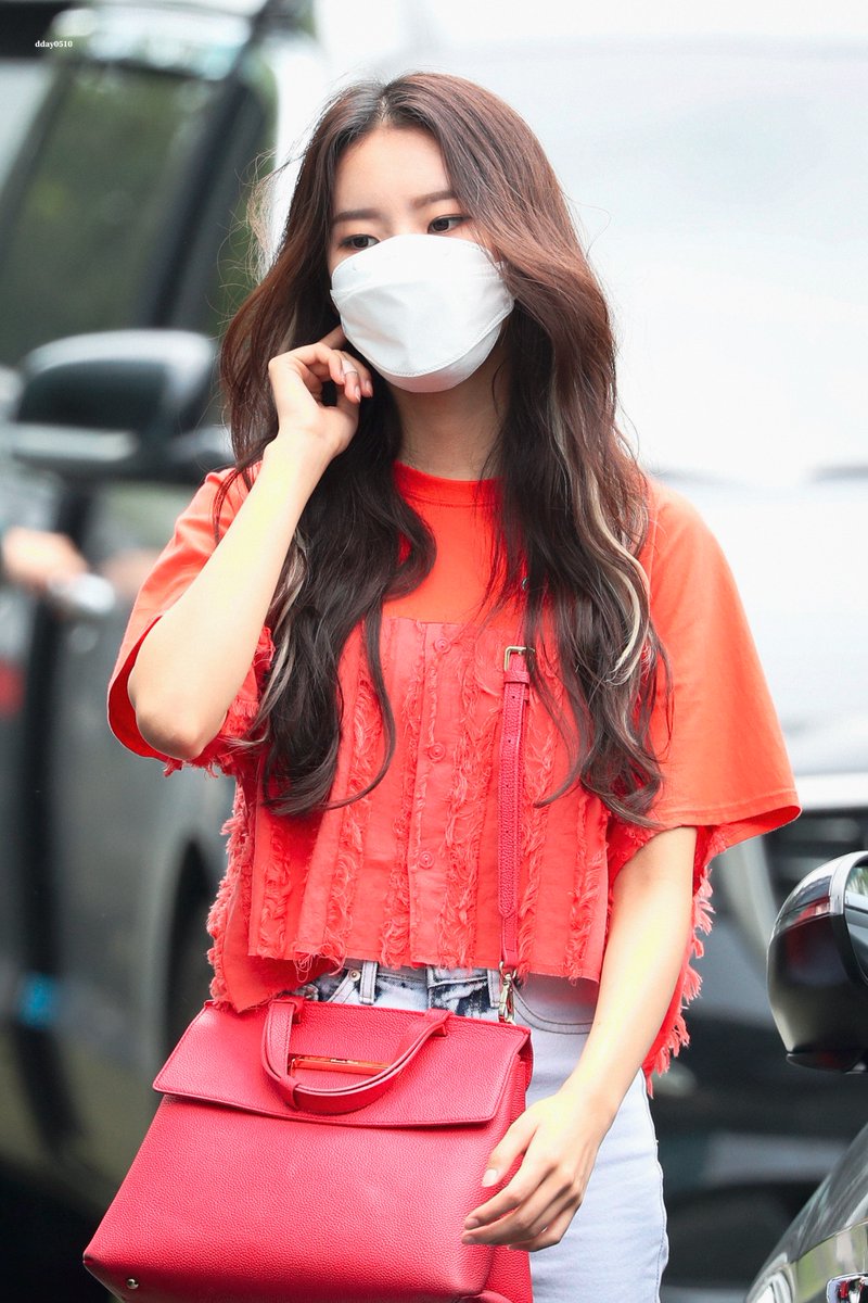 dday0510's tweet image. 200730 🌙

#먼데이 #김지민 #위클리 
#monday #weeekly
@_Weeekly