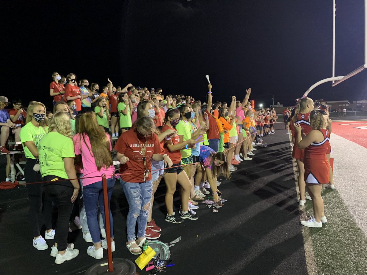 Our student section was on fire tonight 🔥🔥🔥#aurorahuskies #bringthespirit #huskypride