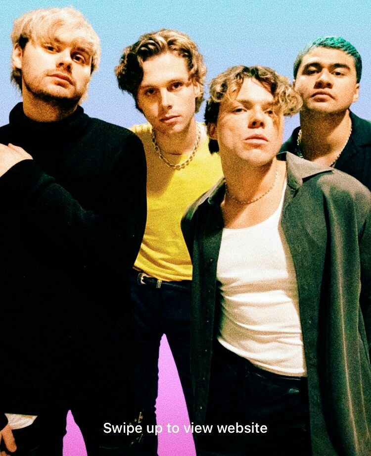 stylesreloco's tweet photo. Abro hilo de pósters de 5 seconds of summer que puedes imprimir para tu habitación https://t.co/CzJ8MrDm0r