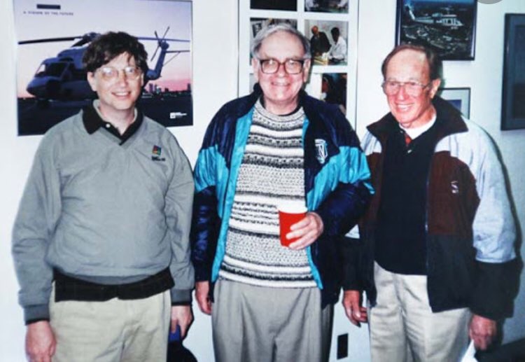 108/ ALBERT UELTSCHI (deceased, 2012)Founder of MODERN FLIGHT SAFETY(think 7 out of 10) Assoc. of Charles Lindbergh (missing child)FlightSafety Internl is owned by Berkshire Hathaway aka WARREN BUFFET’s co.Photo of him w/ Gates*Died 1 month after signing the GP*