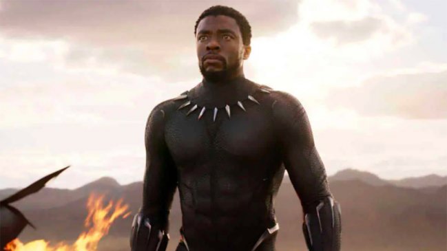 Cooperativa's tweet photo. A los 43 años murió Chadwick Boseman, protagonista de "Black Panther" #CooperativaEnCasa https://t.co/dVCytzlTSd https://t.co/Yek0nOlDnx
