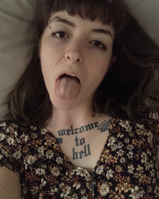 piss in my mouth? maybe https://t.co/WZmqYGSt3u