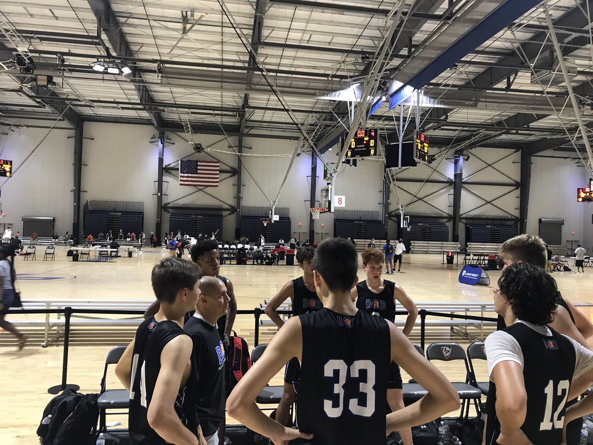 CoachSamAllen's tweet photo. BCB 3-1 on first day of @LakePointHoops Battle For GA qualifier

17U: 70-38

16U: 63-46

15U: 83-61

14U (playing up at 15U) 48-62

#MasterTheBoring https://t.co/jVHaiW2wUU
