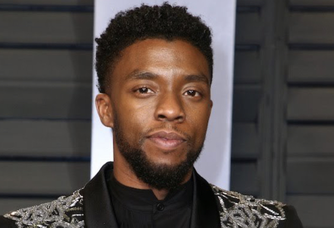 Mediavenir's tweet image. 🇺🇸 Drame : l’acteur Chadwick #Boseman, vedette de #BlackPanther, est décédé à l’âge de 43 ans. Il avait un #cancer du colon. 
(BBC News) #Marvel