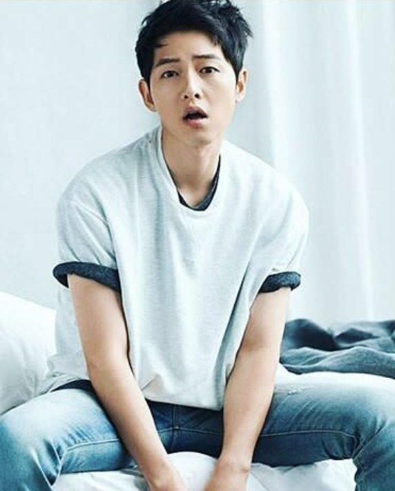  #SongJoongKi • 34 years old (Sept 19, 1985) Latest drama: Arthdal Chronicles