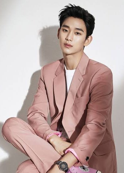  #KimSooHyun• 32 years old (Feb 16, 1988)Latest drama: Its Okay To Not Be Okay