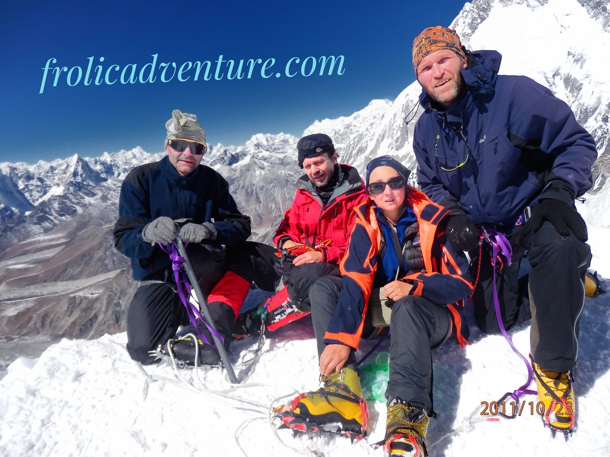 frolicadventure's tweet photo. Island peak is the most popular peak to climb in Nepal.
.
https://t.co/5PK4hjmaVk
.
#nepal #islandpeak #climbing #mountains #himalayas #himalaya #everest #trekking #adventure #mountain #mountaineering #kathmandu #nature #summit #insidenepal #khumbu #hiking https://t.co/x9maEasHlU