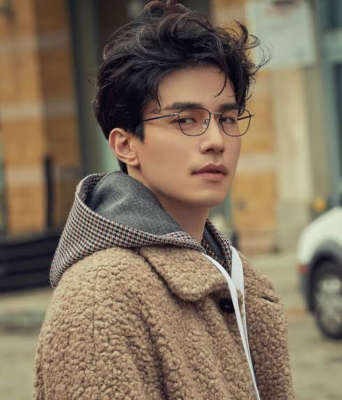  #LeeDongWook• 38 years old (Nov 6, 1981) Latest drama: Touch Your Heart