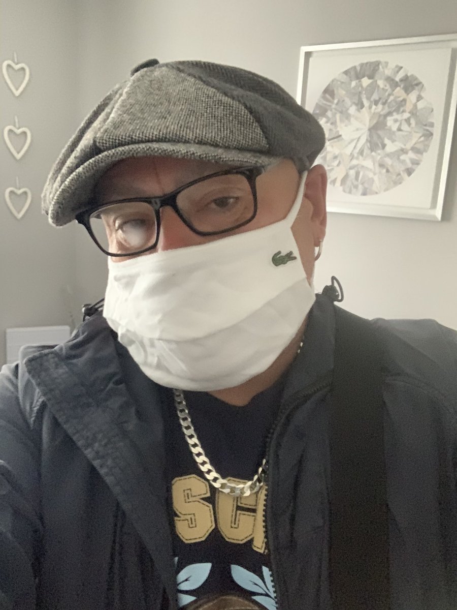 Dazffc's tweet image. Off out for bit shopping in Oxford street with the miss’s 👍🏻 #SpendMoney #Ffs 😄🐊