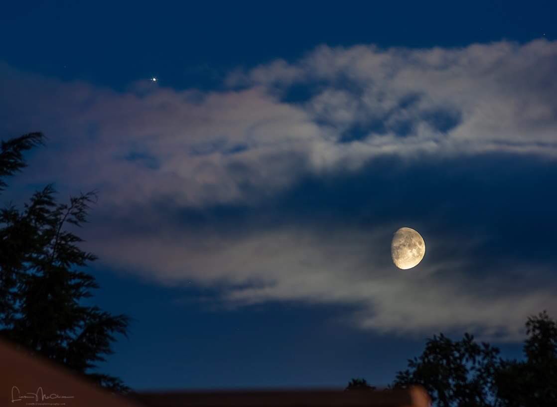 liamslandscapes's tweet photo. Jupiter and the moon last night. Taken from the back of my mum's house in #Beragh in Co Tyrone #jupitermoon @newslineweather @WeatherCee @angie_weather @barrabest @DiscoverNI #moon https://t.co/EmsZwvmh0S
