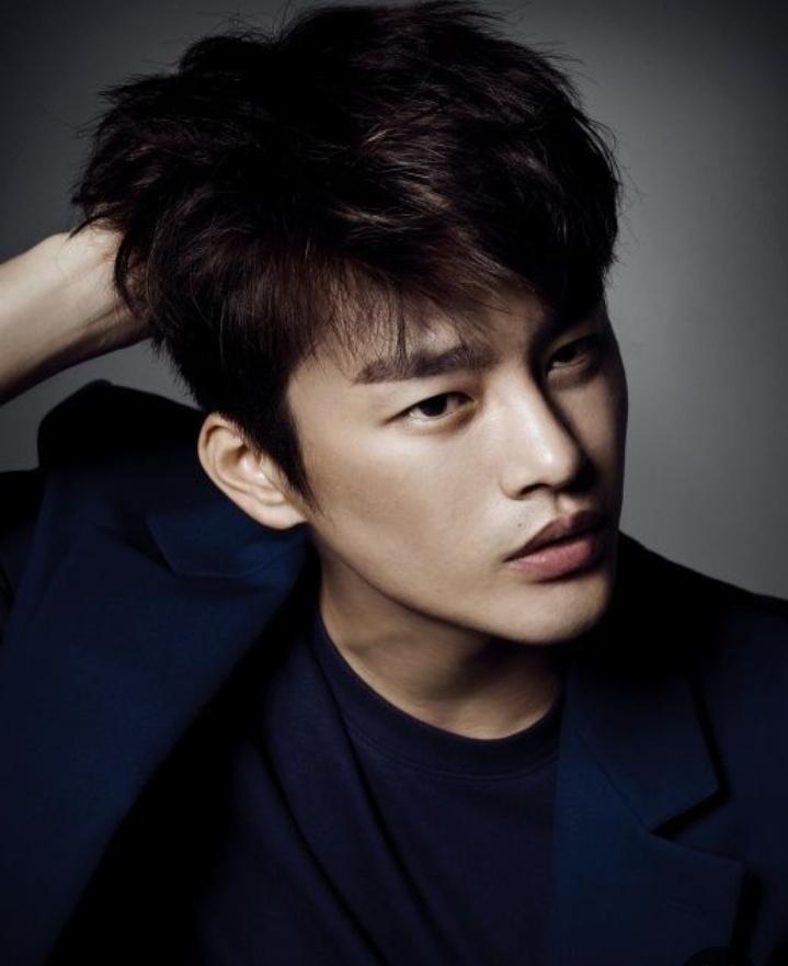  #SeoInGuk• 32 years old (Oct 23, 1987)Latest drama: The Smile Has Left Your Eyes