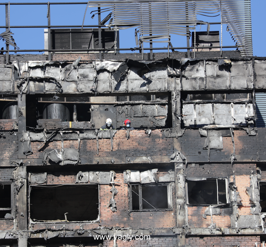 yagly's tweet photo. #manoteras #madrid #incendio #pinardechamartin https://t.co/Yrla7lR0FG