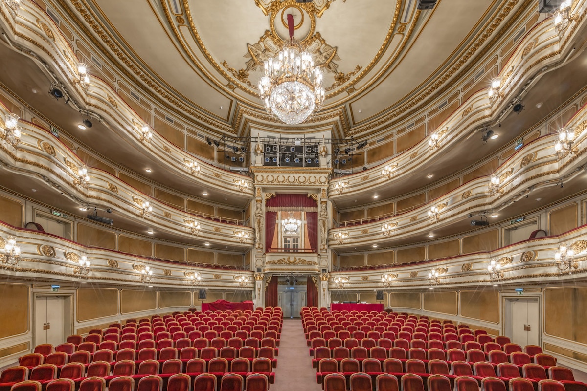 61. Teatro Nacional Doña María II, Lisbon