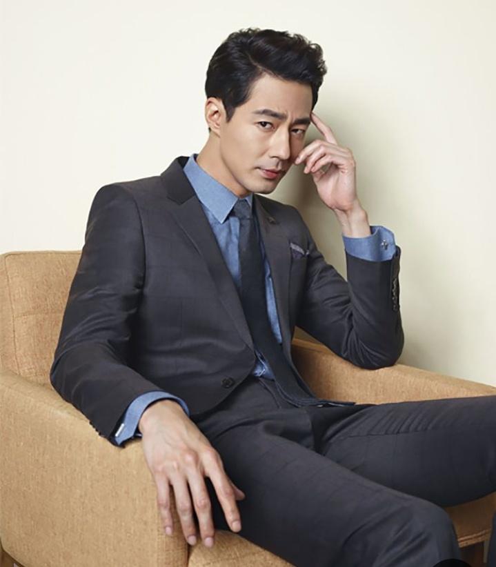  #JoInSung• 39 years old (July 28, 1981)Latest drama/film: The Great Battle , The King