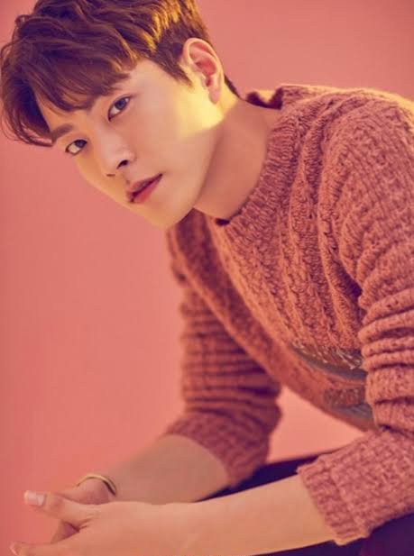  #HongJongHyun• 30 years old (Feb 2, 1990)Latest drama: Mother of Mine , My Absolute Boyfriend