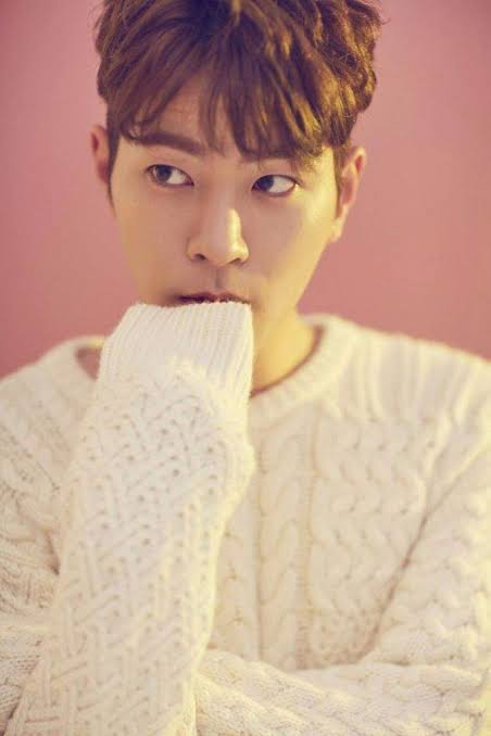  #HongJongHyun• 30 years old (Feb 2, 1990)Latest drama: Mother of Mine , My Absolute Boyfriend