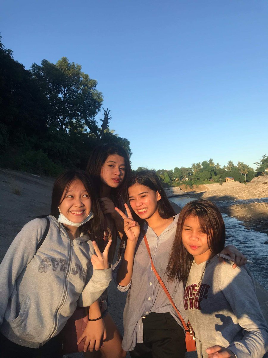 Tine_1217's tweet photo. Makamiss kauban ni sila ayy๐
#lateup. https://t.co/RtHNoWLuyd