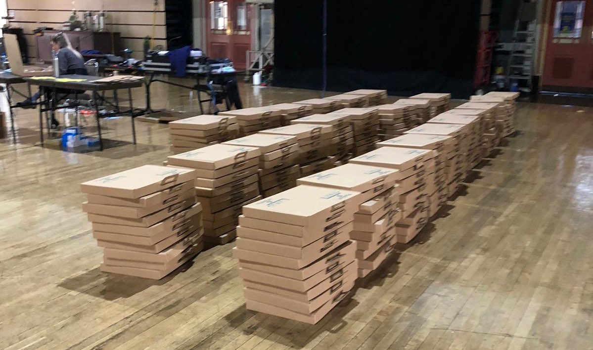 youthactionuk's tweet image. What an amazing day packing 300 #CreativeBoxes with our friends @festofmaking @BlackburnMuseum @CuriousMindsNW @ace_national @ace_thenorth for distribution to local children in need! 

@OsmanSayyed @jayne_ivory @BWDDPH @BwDDenise @Gillylancs @Lancsfoundation @mrs_bec_ramsay