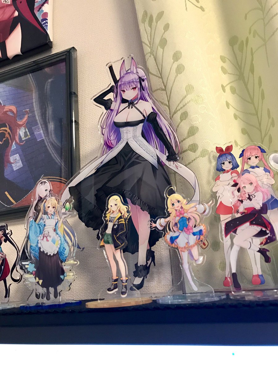 レア新品♡しおの先生メイドタペストリー♡୨୧グッズアクリルスタンドアクスタコミケ EgkWJVMVoAAM17l.jpg