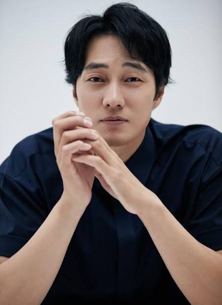  #SoJiSub • 42 years old (Nov 4, 1977) Latest drama: Be With You, Terius Behind Me