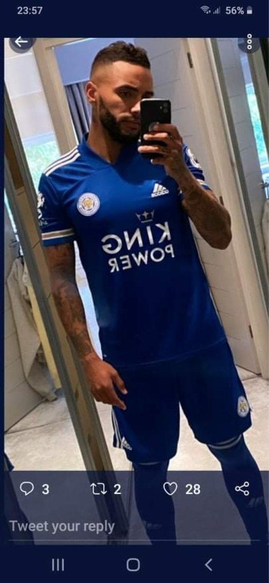 LeicesterFanTV's tweet photo. Great to see Danny Simpson in a full Leicester kit ... could he be making a shock return for us ? Photo from Danny’s Insta account ... #lcfc #simspon #leicester https://t.co/rmflL8LUVH