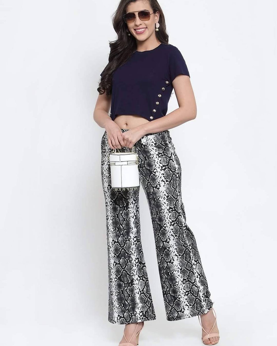 westwoodjeans's tweet photo. #Westwoodjeans #New #Collection
#DigitalPrinted #PolyCotton #Wideleg #Grey #Parallel #Trousers #Pants #Formal #Partywear #Casualwear
#Summer #workfromhomeclothes #workfromhome #comfortclothi #vocalforlocal #MadeInIndia Get Upto 30% OFF
Buy Now On #Myntra
https://t.co/i0XfrJj74z https://t.co/dcw8vHrsjf