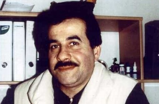 Wir gedenken: Heute vor 19 Jahren, am 29. August 2001, wurde Habil Kılıç im Obst- und Gemüseladen seiner Familie in #München vom #NSU ermordet. Er hinterließ seine Frau und seine Tochter. #KeinSchlussstrich #RechtenTerrorStoppen

Gedenkkundgebung um 14:00: facebook.com/events/4091772…