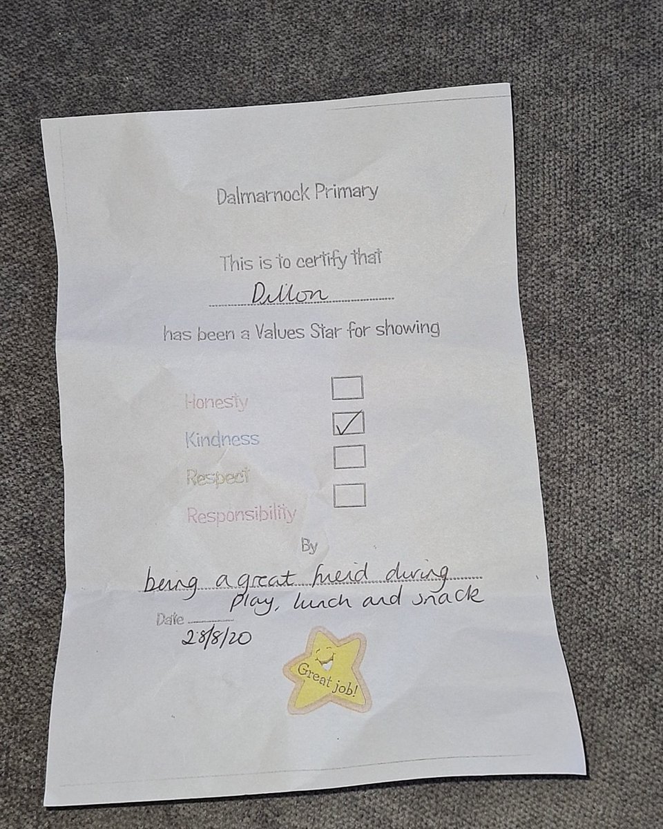 lisaxmckee's tweet photo. Dillon got a wee certificate yesterday in school for kindness 💙 One proud mummy! #raisedmyboyright @DalmarnockPS https://t.co/kWIHeOZShZ