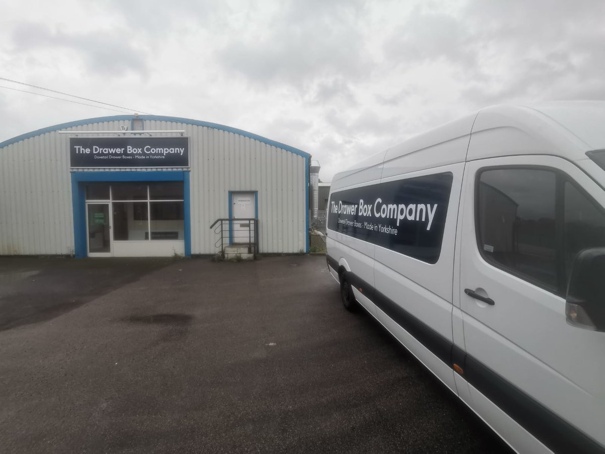 New home new signs new partial vehicle wrap for The Dawbox Company. Contact us to discuss your requirements 01924 271619