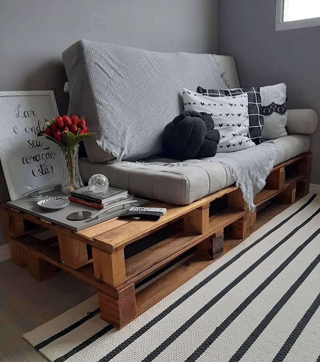 Featured image of post Sofa Kayu Pallet Bahkan meskipun kayu pallet yang digunakan merupakan bekas peti kemas kita tak perlu begitu khawatir asalkan proses pengolahannya sudah