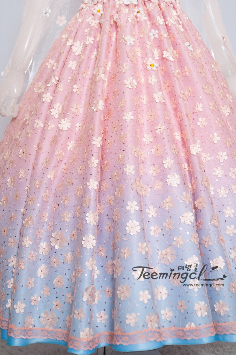 [수주] 
어느날 공주가 되어버렸다 [74화]
아타나시아

어공주 아티

#티밍클  #Teemingcl
#어느날공주가되어버렸다 #어공주 
#suddenlyibecameaprincess
#ある日お姫様になってしまった件について