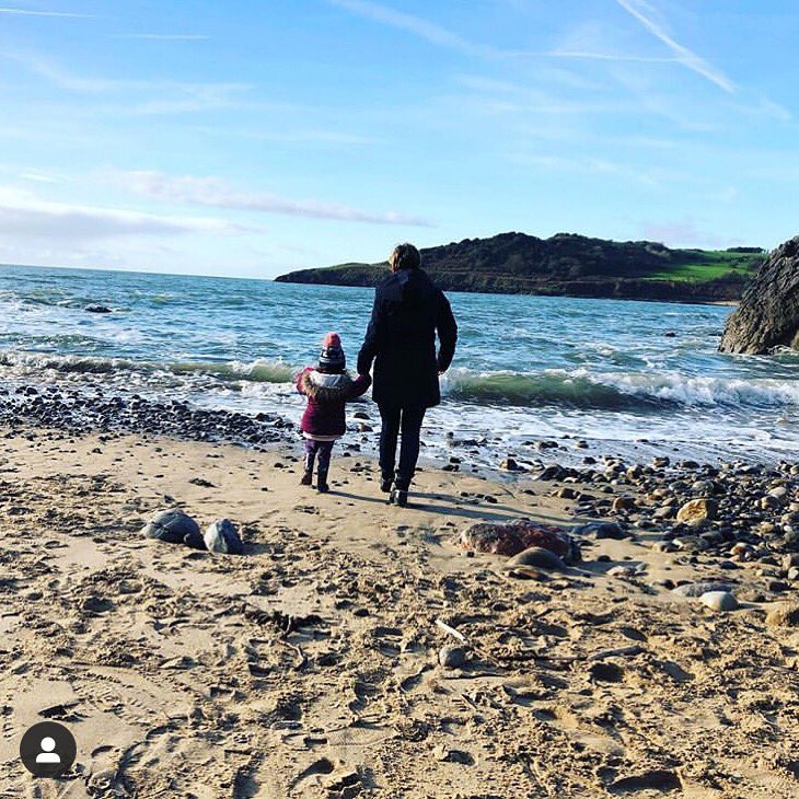 💙 #lovewhereyoulive
📍#langlandbay
📷 @ huw9 on IG
#exploreoutdoors #langland #brasserie #bythesea