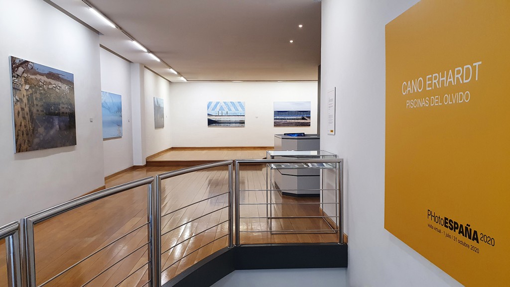 hoyesarte_com's tweet photo. El fotógrafo @canoerhardt presenta, en el marco del Festival Off de @photoespana 2020, su #exposición 'Piscinas del Olvido'.
🗓Del 1 al 11 de septiembre sus obras de gran formato podrán contemplarse en la Galería @LumbrerasArt. https://t.co/w2CXTHQQ11
#photoespaña2020 #phe2020 https://t.co/9ZpXXocxuT