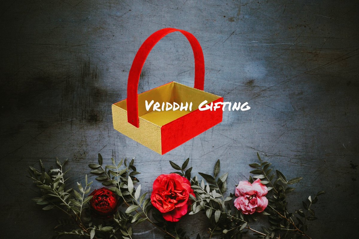 VWrap's tweet photo. Gift Packing options. 
#Diwali #boxes #Giftboxes  #TROUSSEAU #trousseaupacking #gift #giftideas #wrapping #Packing #gifts #weddingpackaging  #bride #groom #shaddi #india #friends #iphone #punjabi #punjabiwedding #traypacking #baskets #HAMPER #hampers #Giveaways #platter #platters https://t.co/uAbtSt3oIT