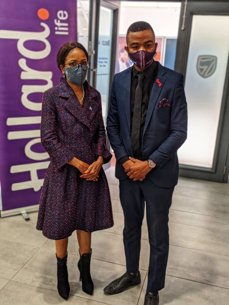 gkhutsafalo's tweet photo. Oh wow! Thank you Honorable Minister. Thank you for giving us the privilege to seat and talk with you, more especially ka kgang ele.π I'm still deeply moved by your wisdom, leadership and your passion for youth. Thank you for gracing us with your presence. #Project124 https://t.co/bMYyOtLMER