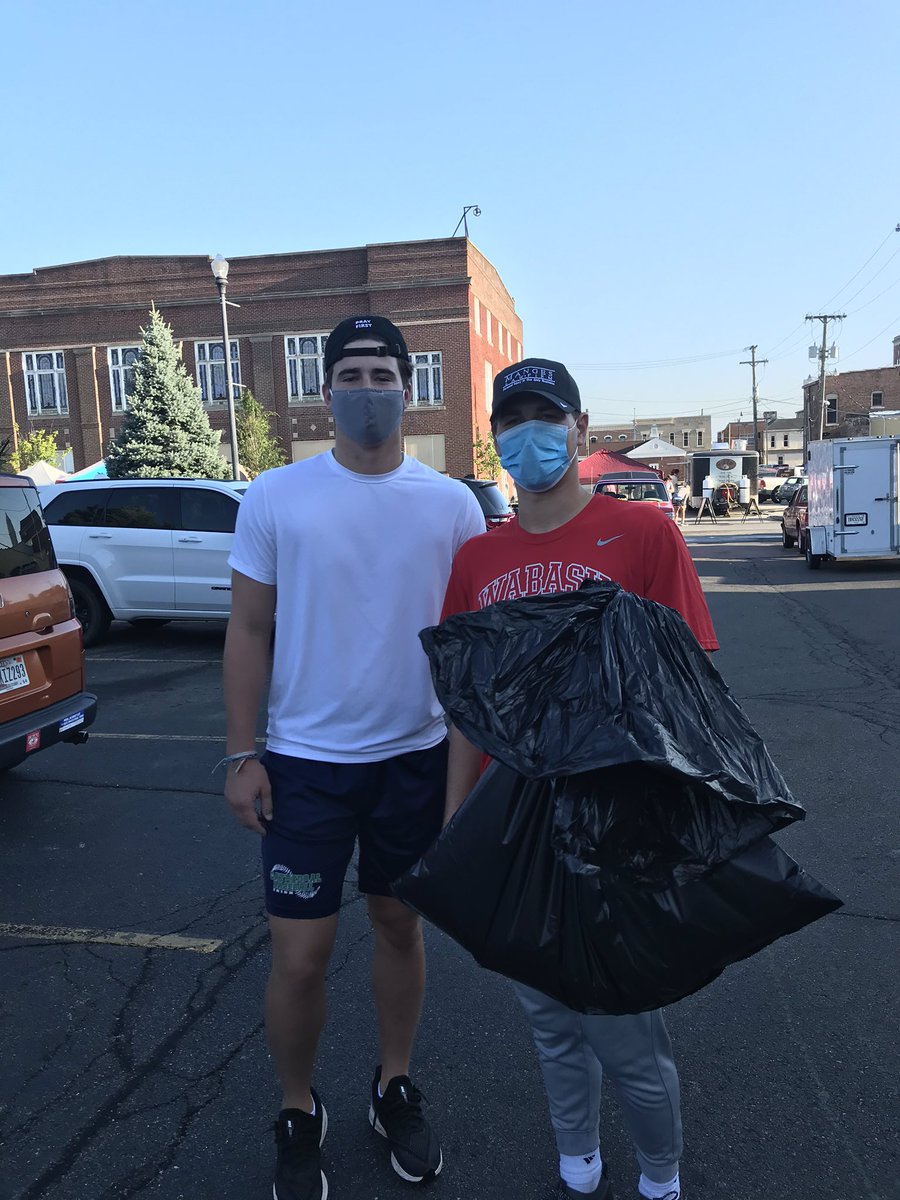 Tyler Watson (@tylerwatson39) on Twitter photo Great day having the <a href="/WabashBBall/">Wabash Basketball</a> young guys clean up downtown @C_Ville1823 this morning! Great day having the <a href="/WabashBBall/">Wabash Basketball</a> young guys clean up downtown @C_Ville1823 this morning!