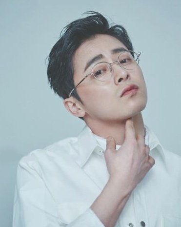  #JoJungSuk• 39 years old (Dec 26, 1980)Latest drama: Hospital Playlist