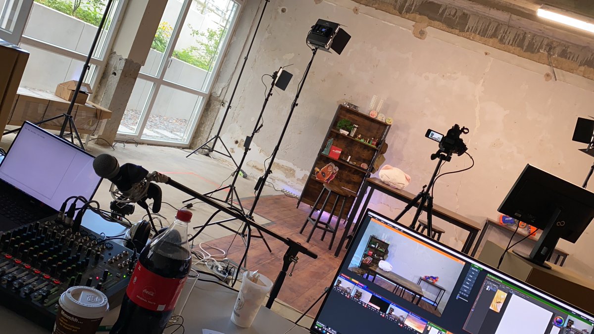 der_dreh's tweet image. Aufbauparty #conline20