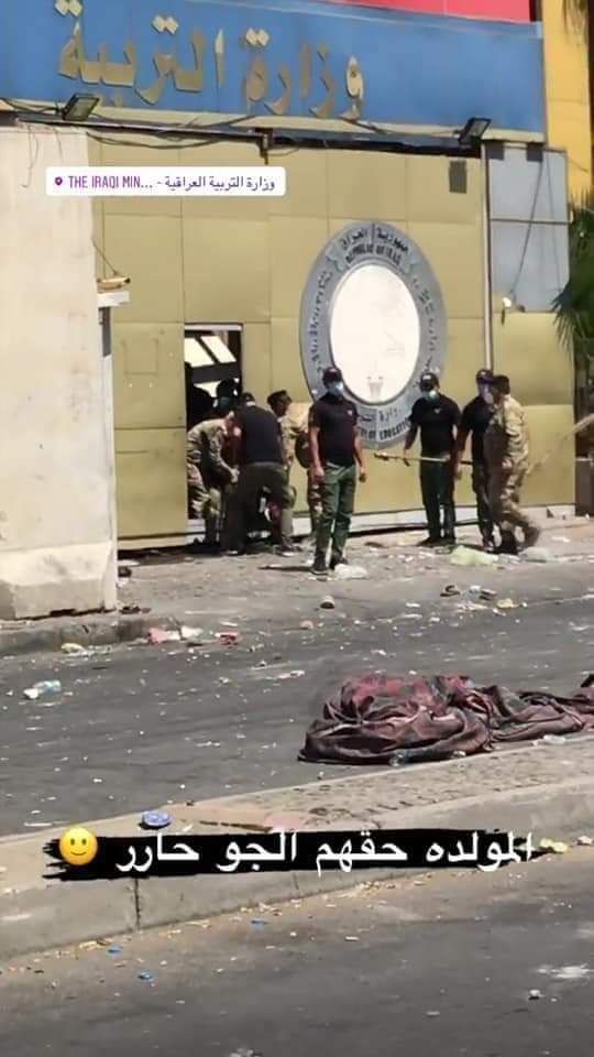 Hb18M's tweet photo. شوفو ماخلو شي عد طلاب #التراكمي_الاختياري_مطلبنا https://t.co/uFida8glRC