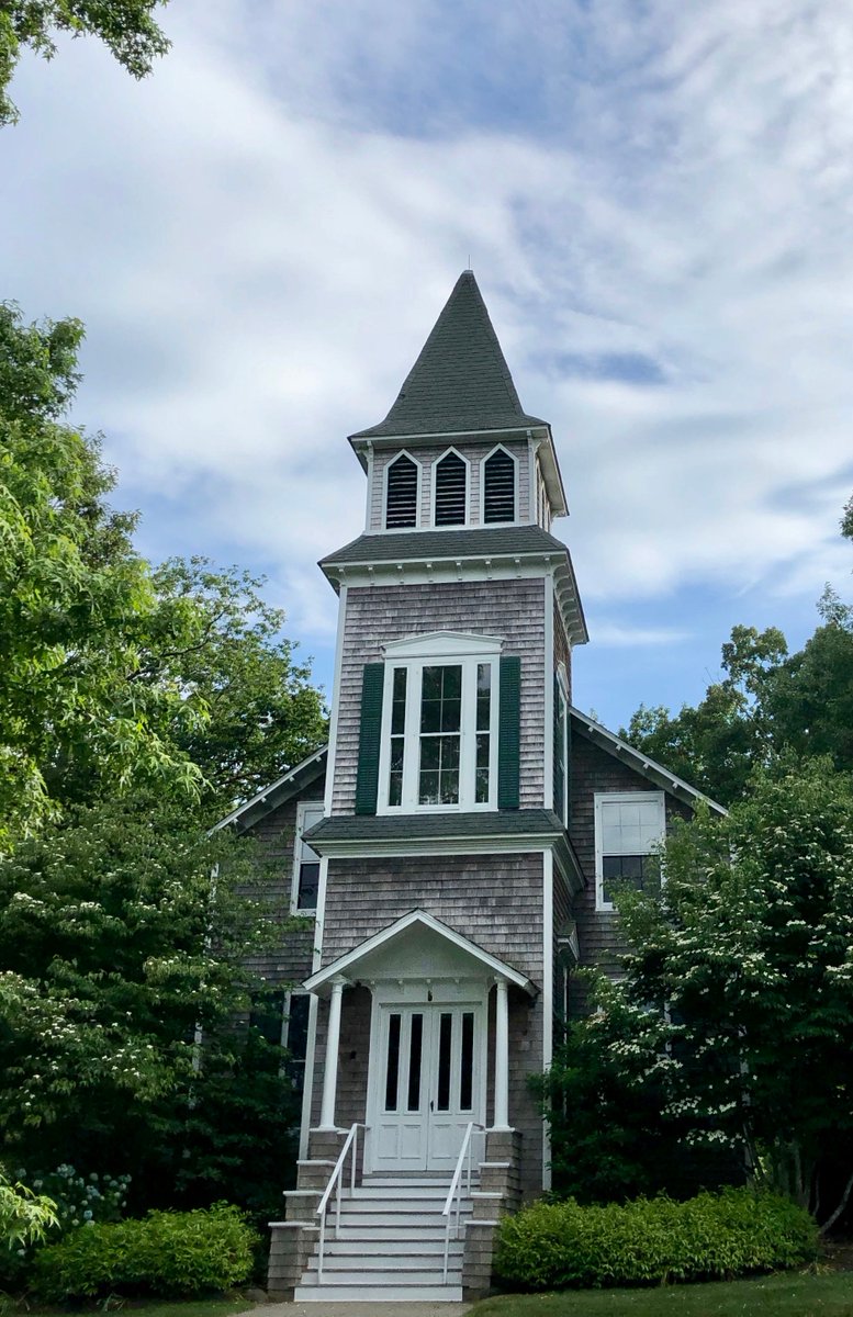 Join us tomorrow at a service dedicated to Sylvester Manor held outdoors at Union Chapel in the Grove at 10:30am. Galen Guenguerich, PhD, Senior Minister of All Souls Unitarian Church, NYC and noted author and columnist, will preach and musical selections sung by our farmers.