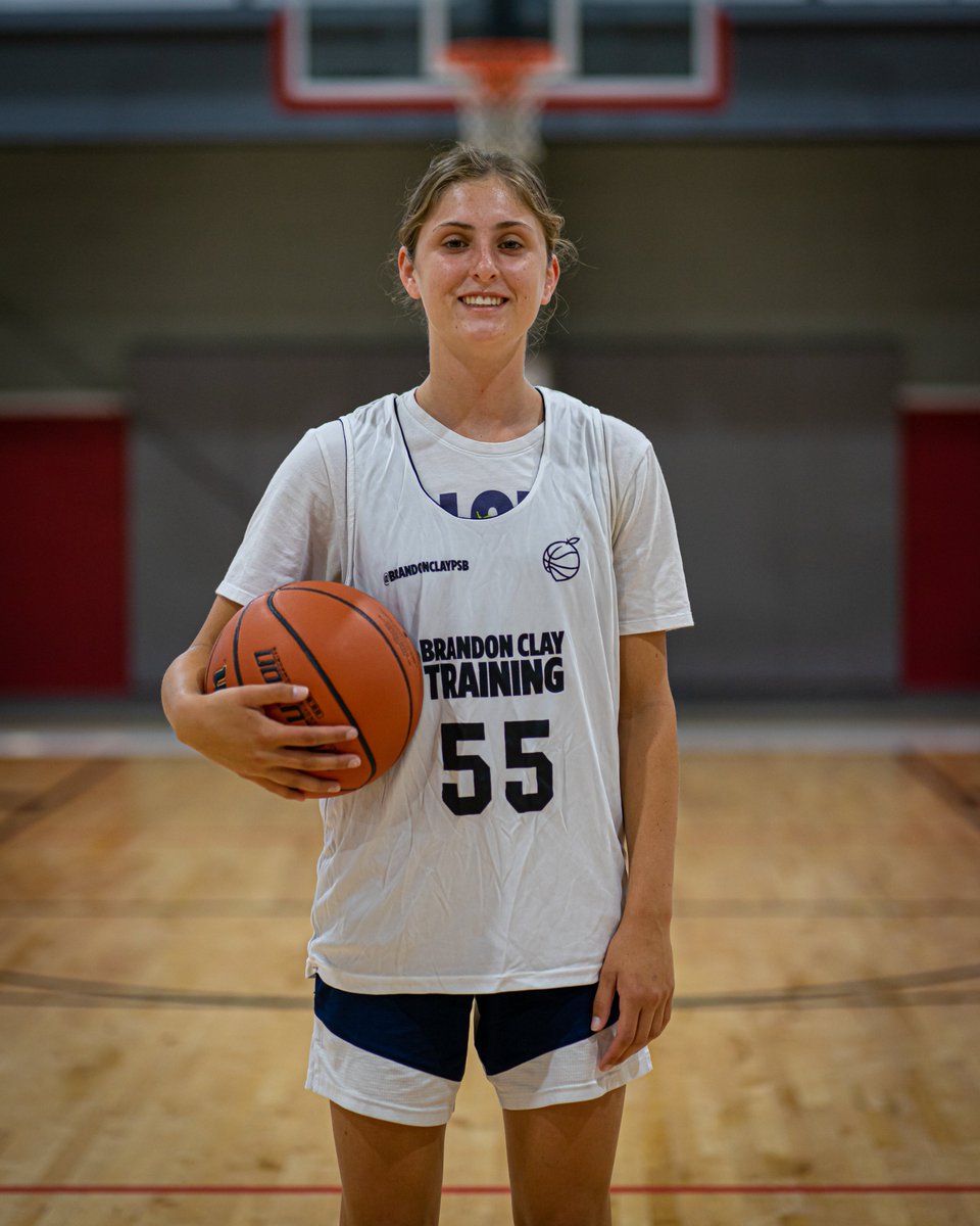 Jonathan Hemingway (@jl_hemingway) on Twitter photo #BCSTerrific24
'21 Kyra Stewart (CA) is earning a great reputation w/ @BClayTraining Select.
Reliable offensive threat & a gutsy positional defender.
See her video via #EIEBoost <a href="/ELITEisEARNED/">ELITE is EARNED ®️</a> here:
prospectsnation.com/player/kyra-st…
Get action photos from our events. DM <a href="/LugardoTony/">TonyLugardo</a> #BCSTerrific24
'21 Kyra Stewart (CA) is earning a great reputation w/ @BClayTraining Select.
Reliable offensive threat & a gutsy positional defender.
See her video via #EIEBoost <a href="/ELITEisEARNED/">ELITE is EARNED ®️</a> here:
prospectsnation.com/player/kyra-st…
Get action photos from our events. DM <a href="/LugardoTony/">TonyLugardo</a>