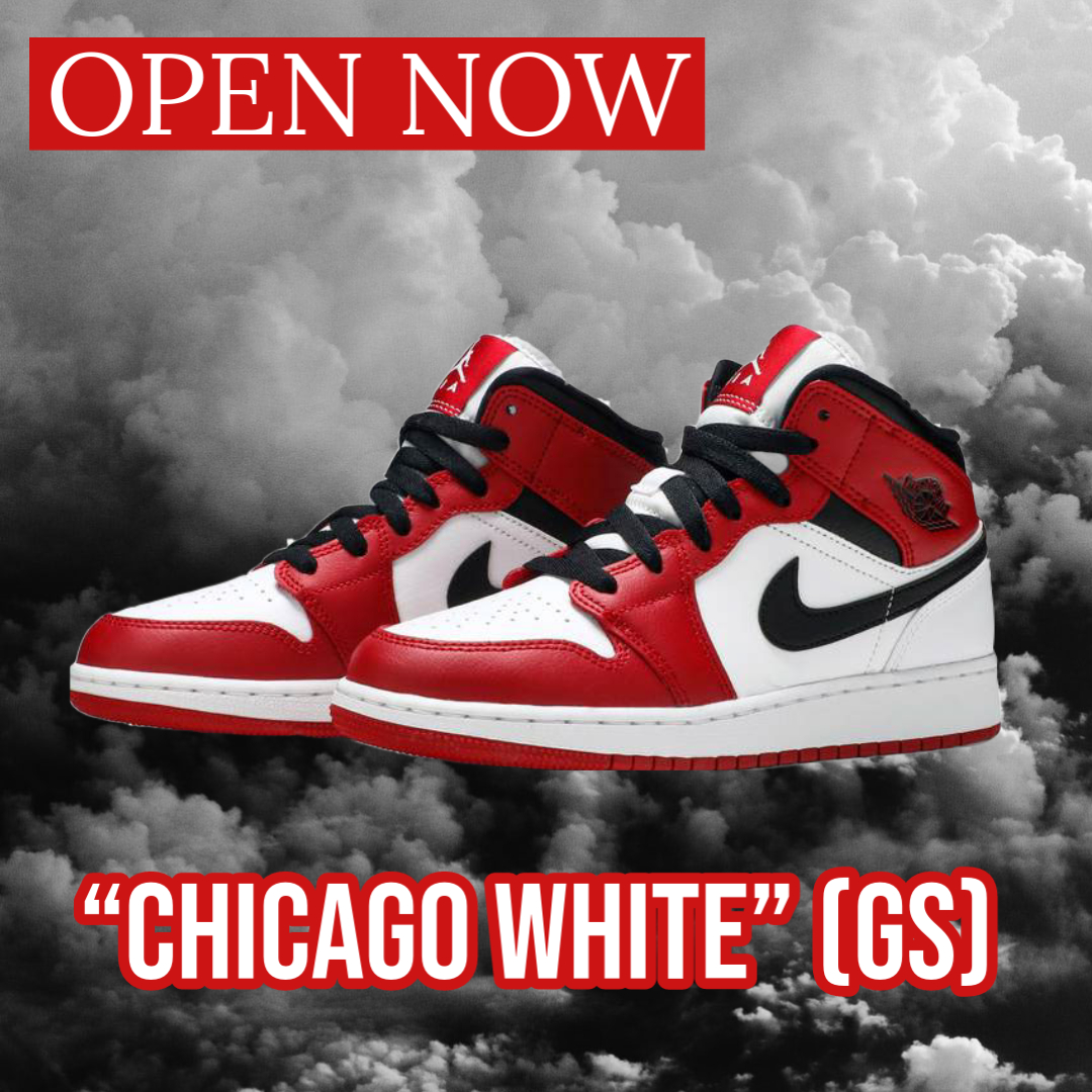 TheClosetInc's tweet image. ON NOW!  "CHICAGO WHITE" (GS) 4Y-7Y
DM RAFFLE - FCFS

STEPS TO QUALIFY:
1. Tag 3 friends 
2. Retweet
3. Have a Customer Account with us
4. DM us your Size &amp;amp; Email

Winners will receive an email invoice. If you do not receive a response you didn't win.

🇨🇦 ONLY