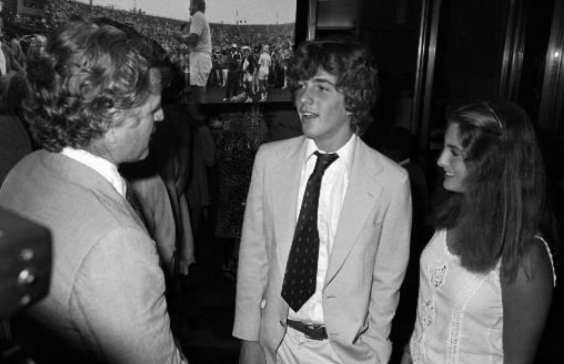 John f kennedy junior hsretoucher John f kennedy junior hsretoucher